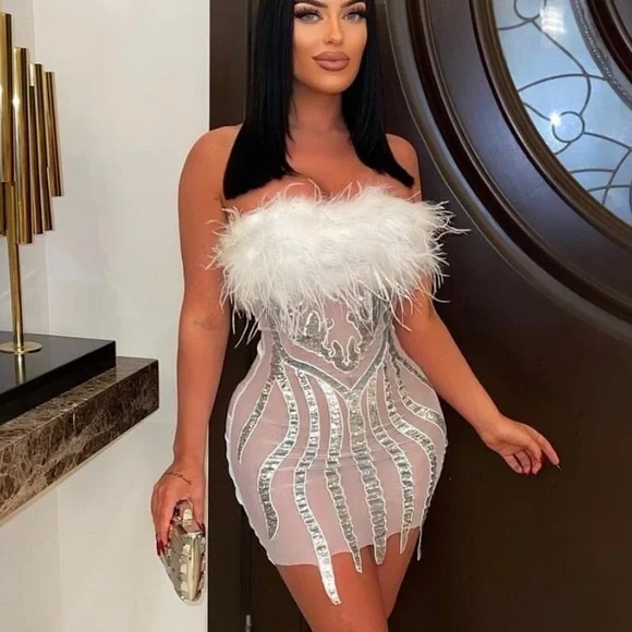 Beautiful white fitted dress from Posh V worn once - Picture 1 of 2